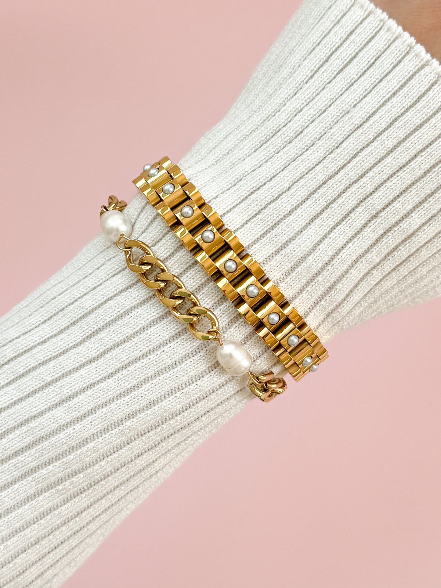 Pearl bracelet